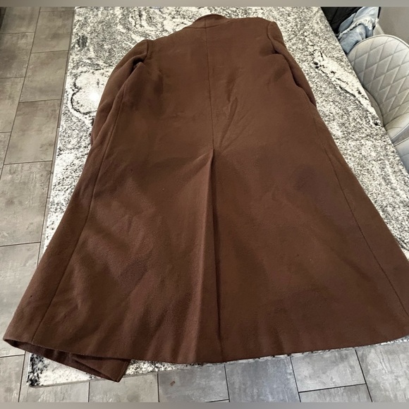 Elegant Brown Women's Coat - Picture 12 of 16